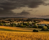 Panorama složené ze třech expozic (3x70mm) z Vápeného vrchu směrem k Lipnici.