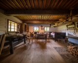 850_9298-studio